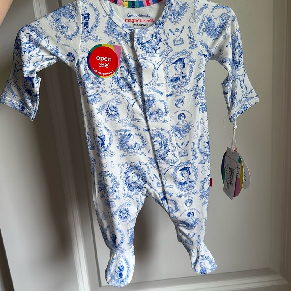 Preemie Magnetic Me Footie
